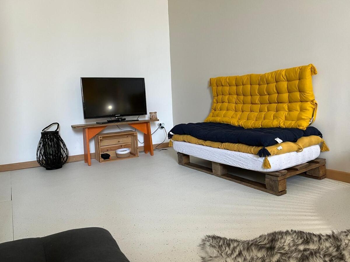 Logis En Perigord - Entre Bastides Et Vignobles - 2 Personnes Apartment Saint-Aubin-de-Lanquais ภายนอก รูปภาพ
